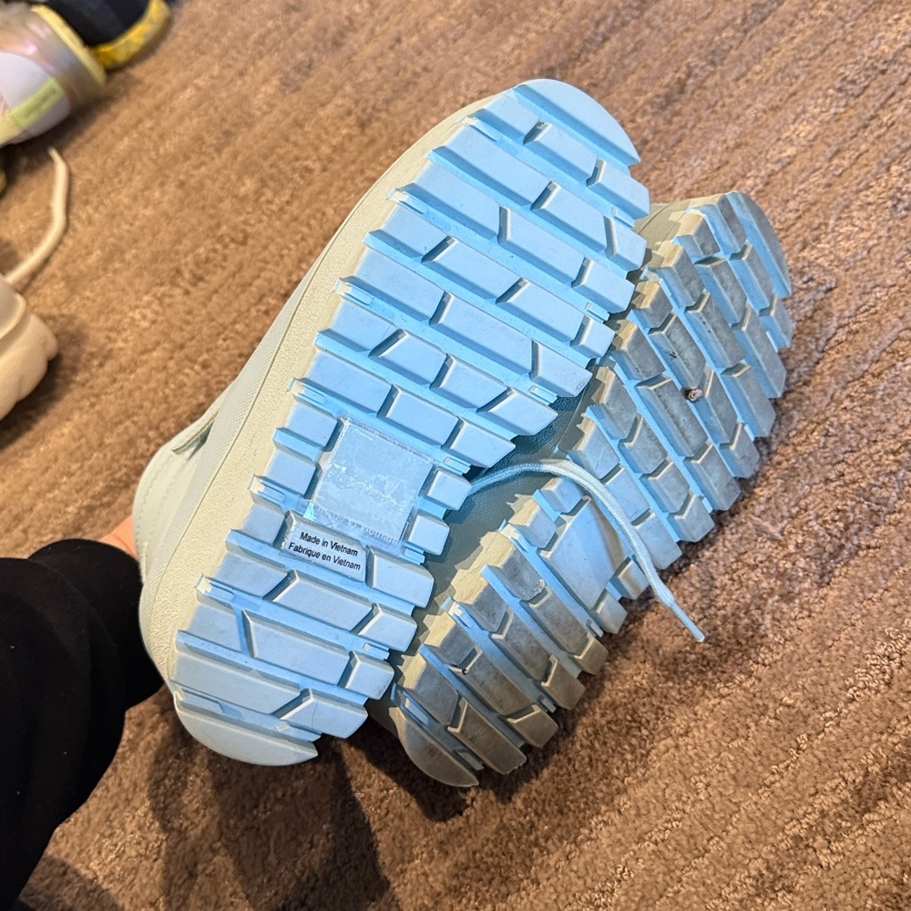 Jeffrey Campbell Top Peak Platform Sneakers - Picture 7 of 7